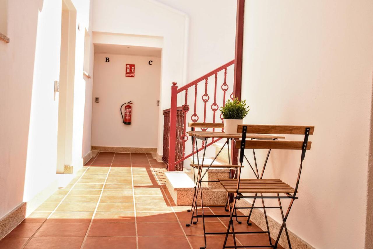 Arco Da Vella Apartamentos 阿罗萨新镇 外观 照片